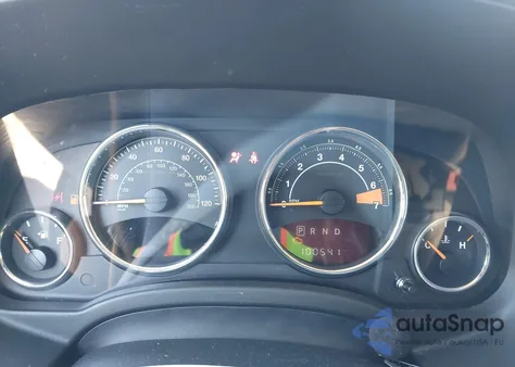 2015 Jeep Compass Latitude из США, поврежденный, VIN 1C4NJCEB0FD241346